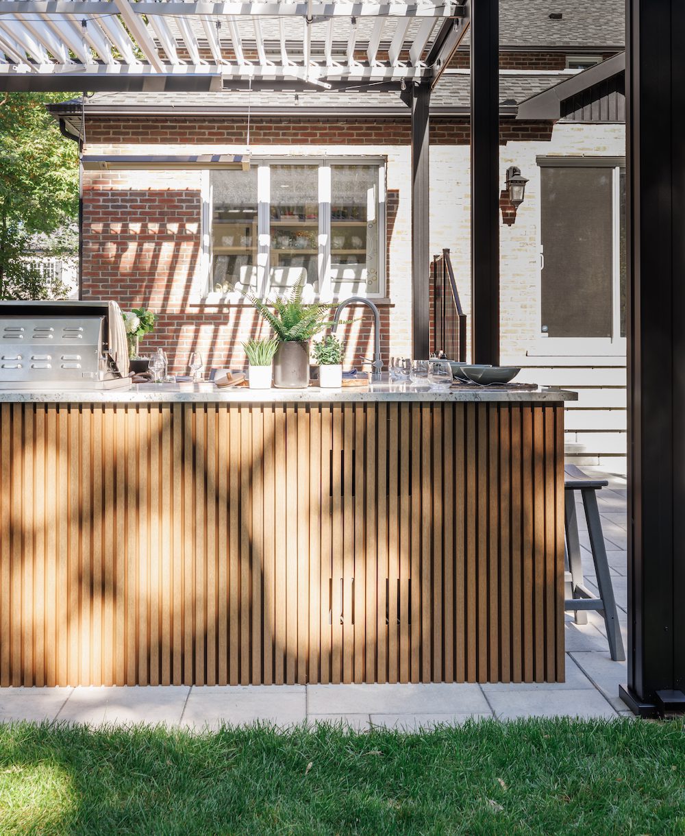 Outdoor kitchen